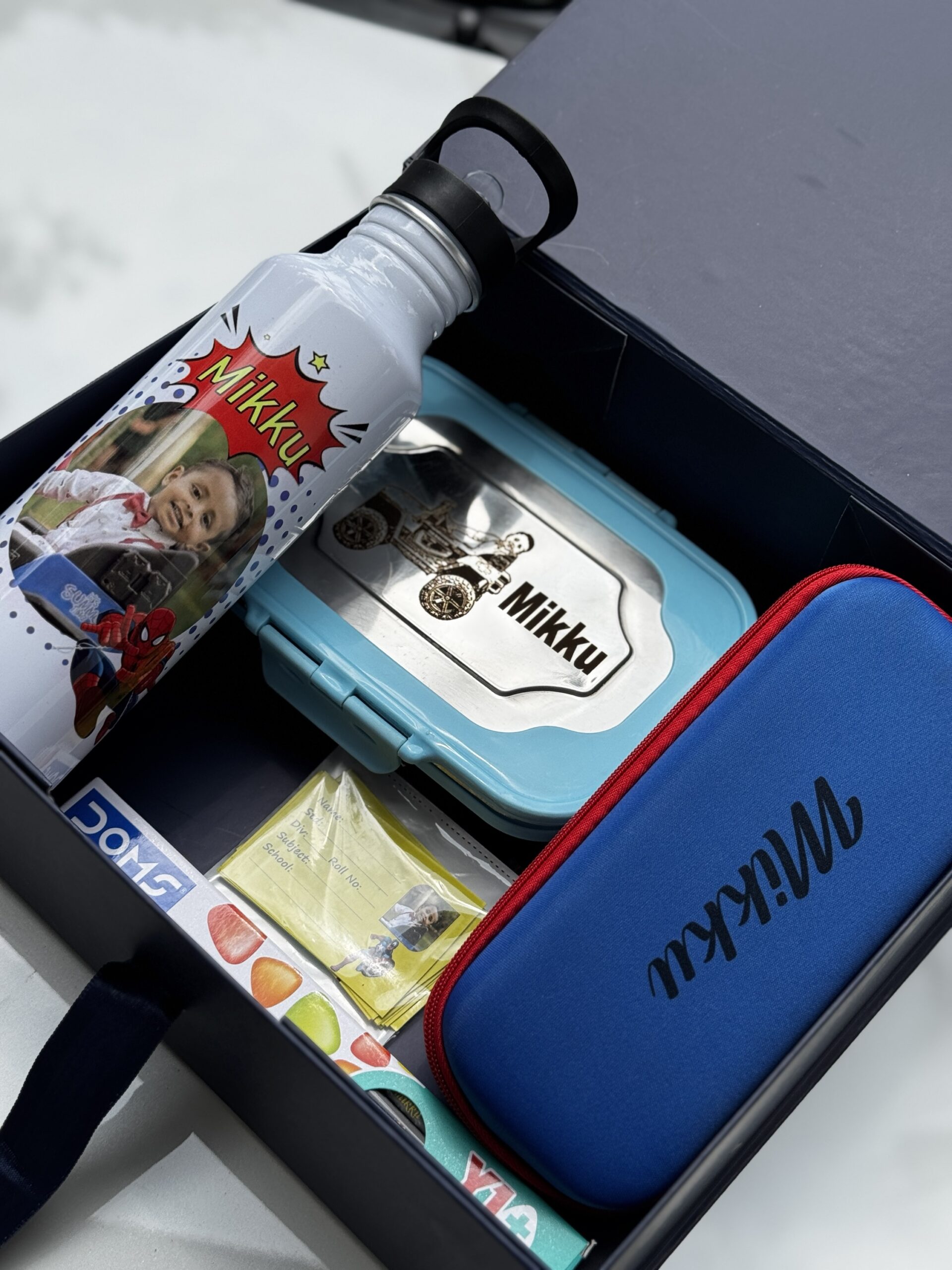 School hamper